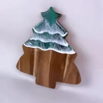 Custom Christmas Tree Cutting Board – Personalized Wooden & Resin Holiday Cheese Board – Unique Charcuterie Gift